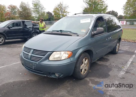 2005 Dodge Grand Caravan Sxt from USA, damaged, VIN 2D4GP44L05R149059